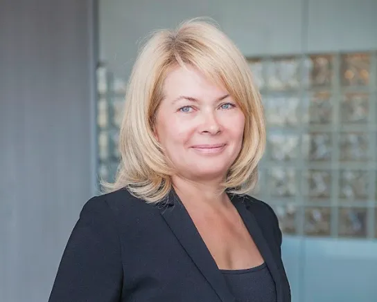 Ирина Лукьянова в большом интервью для Коммерсантъ