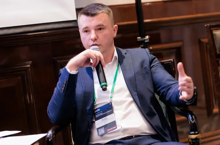Михаил Костяной выступил на крупнейшей фармконференции